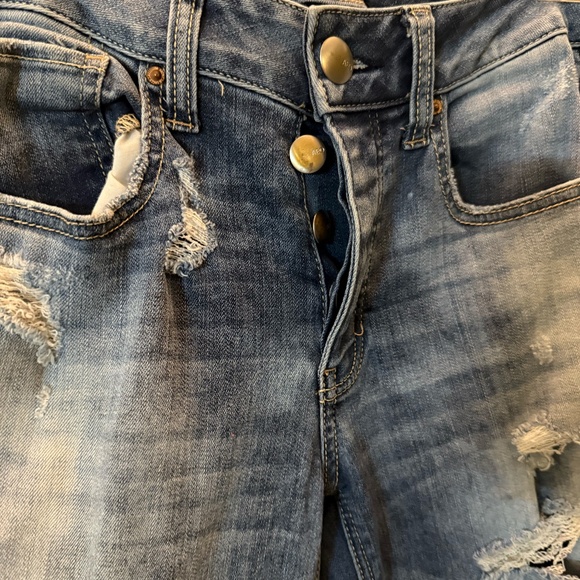 Distressed Jeans - Picture 6 of 6